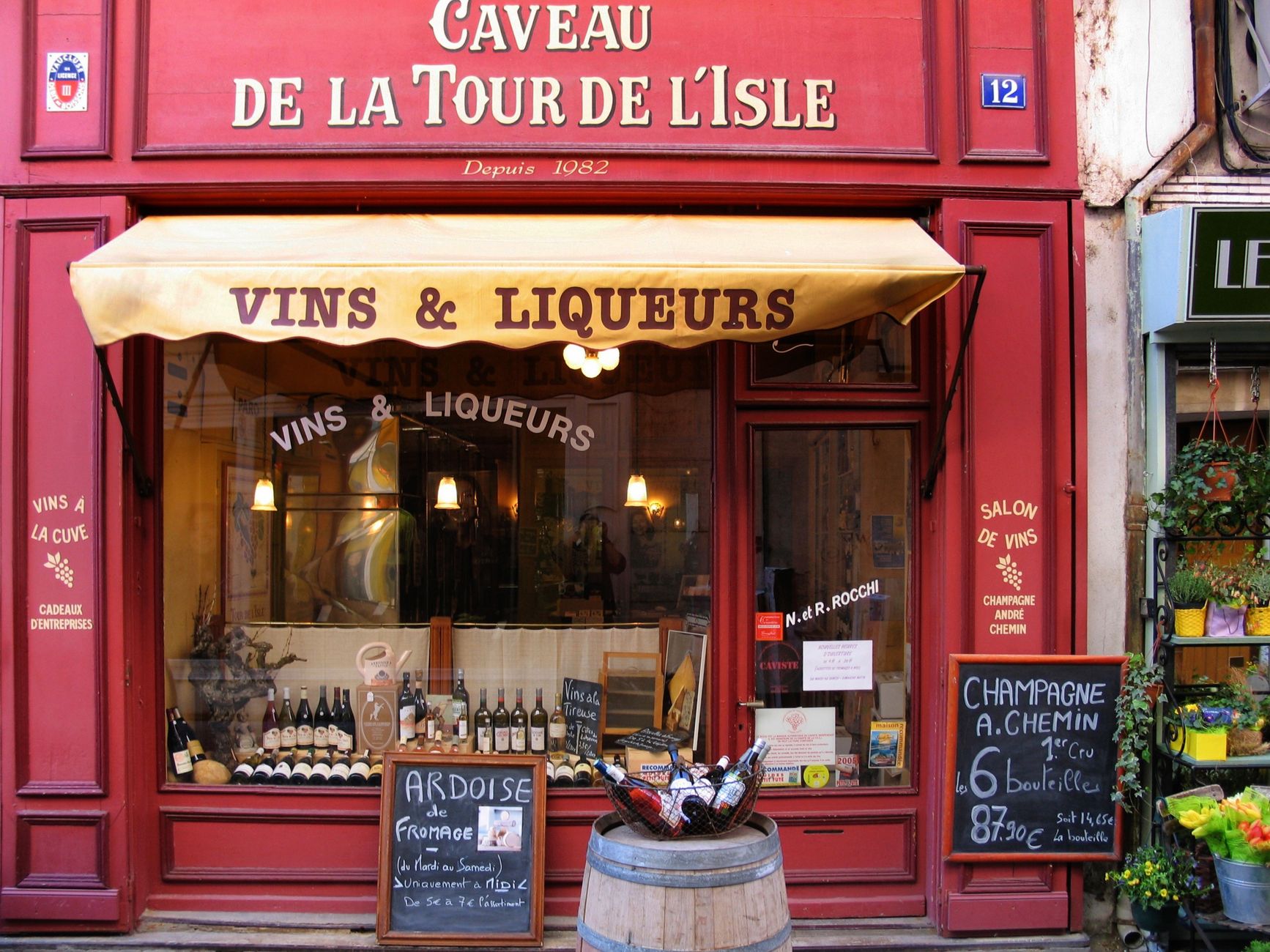 Caviste équipe à Sannois